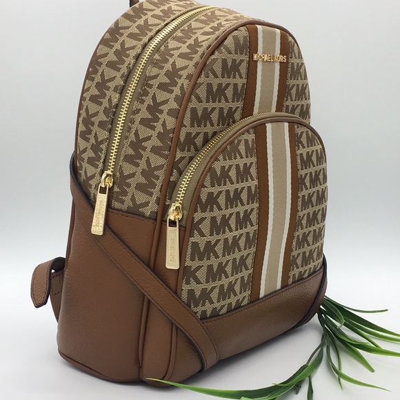 Michael Kors MD BACKPACK ABBEY BG /EB /LUG - Picture 2 of 8